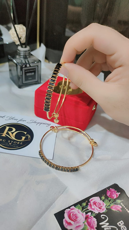 Black & Gold Double-Layer Bracelet – Elegant Statement Design