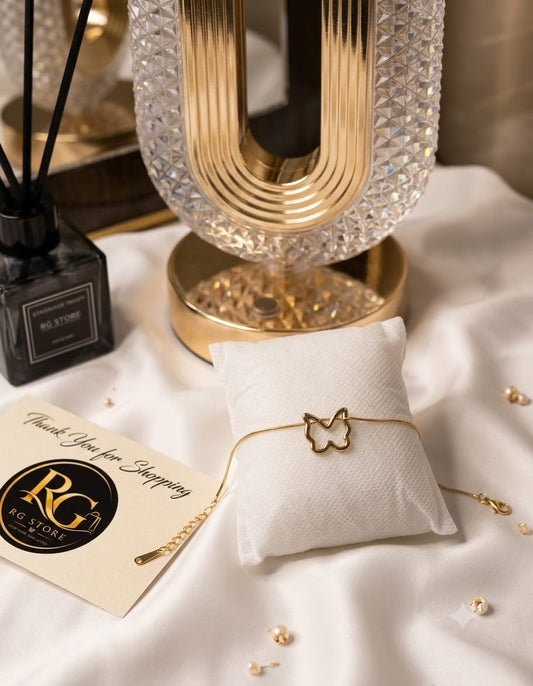 Elegant Butterfly Charm Chain Bracelet – Golden Finish