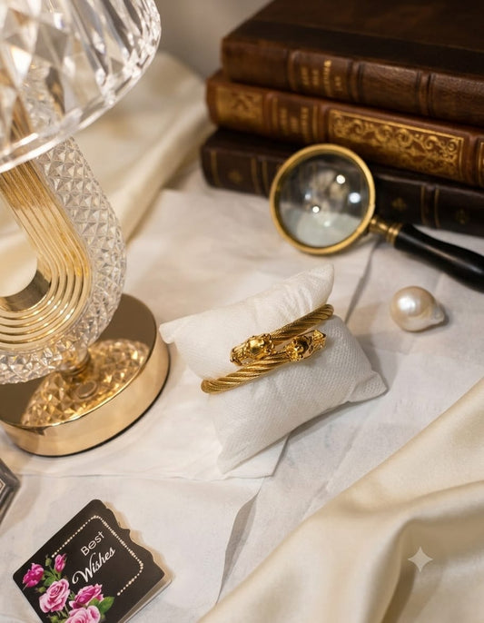 Elegant Twisted Rope Bracelet – Golden Finish