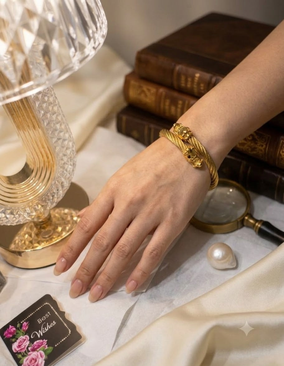Elegant Twisted Rope Bracelet – Golden Finish